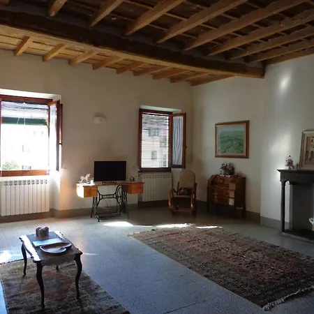 Logge Medicee Grande Appartement *